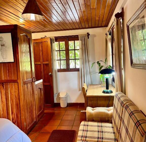 Номер Стандарт Вид на Сад, Los Quetzales Ecolodge & Spa
