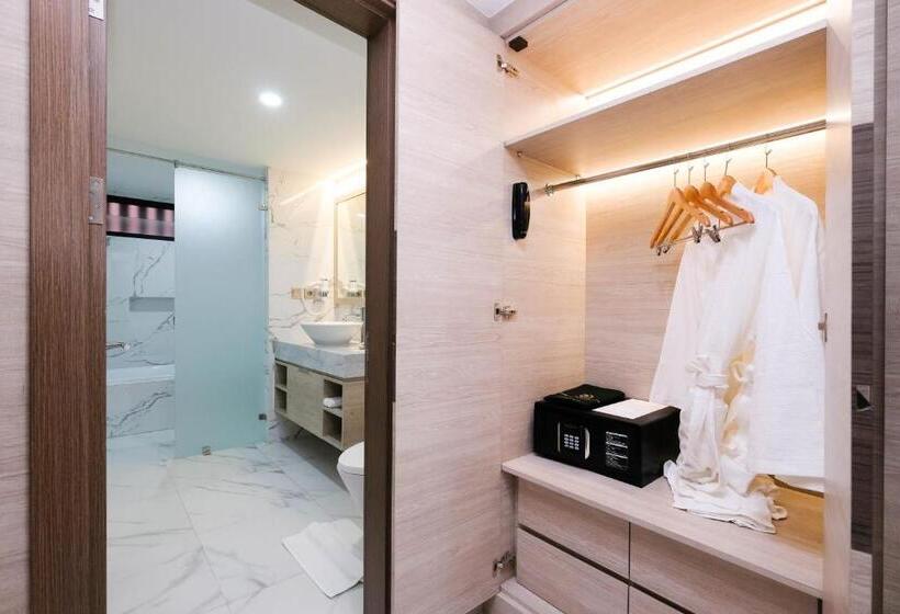 Номер Deluxe, Dream Of Aventus Hotel Kuta
