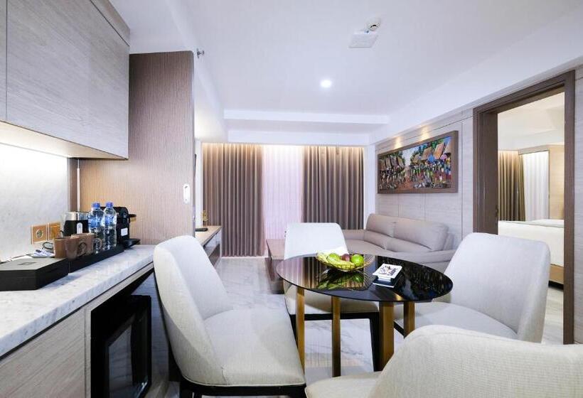Президентский Люкс, Dream Of Aventus Hotel Kuta