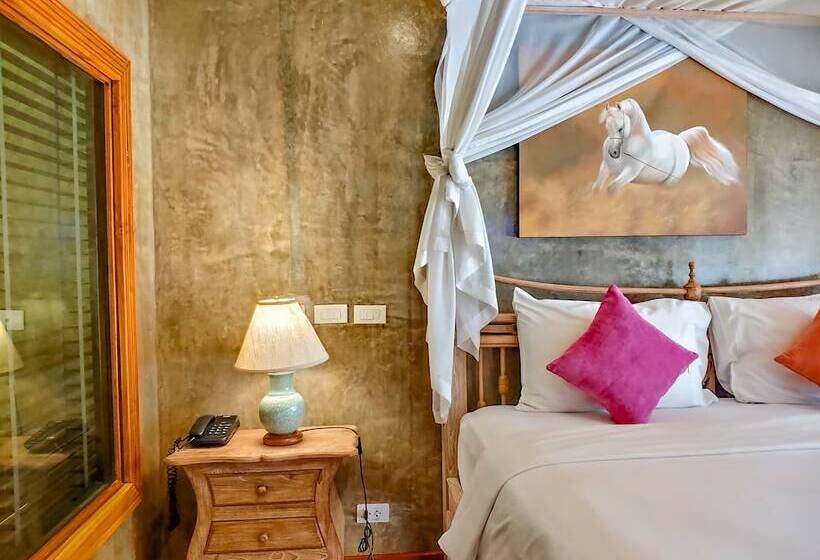 Номер Deluxe, The Chaya Resort And Spa