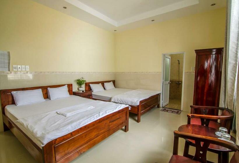 اتاق استاندارد چهار تخته, Kim Hồng Nhật Guest House