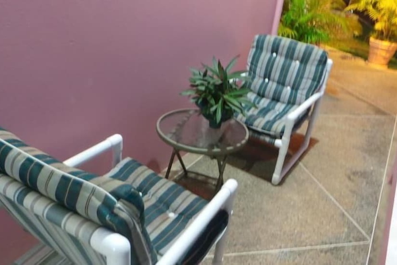 اتاق استاندارد, Top Ranking Hill View Guesthouse