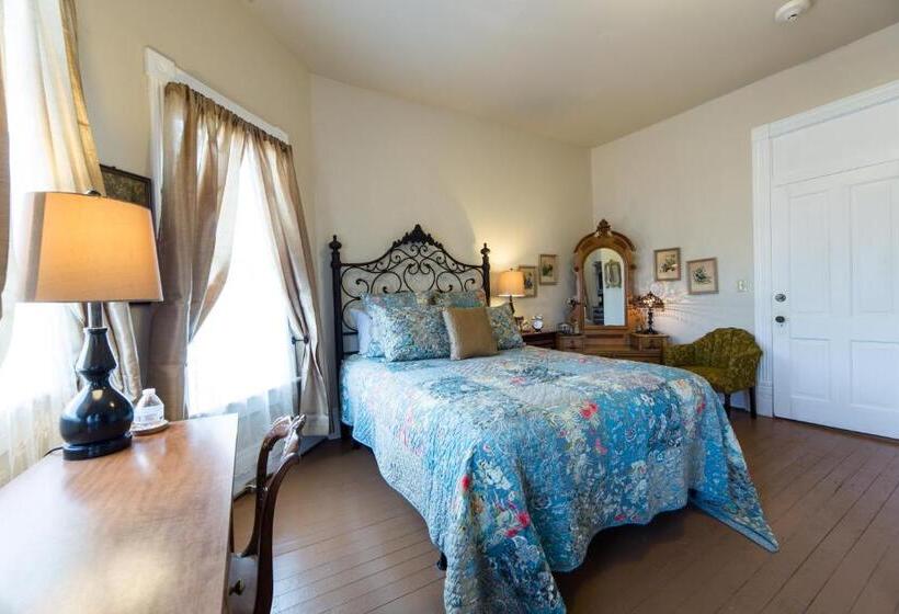 디럭스 룸, Grand Victorian Inn