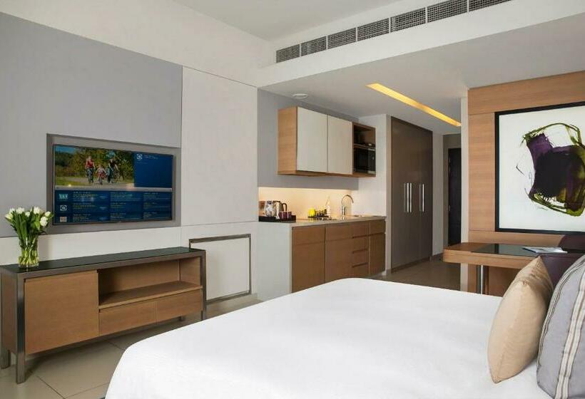 Номер Стандарт Двуспальная Кровать, Capital Centre Arjaan By Rotana