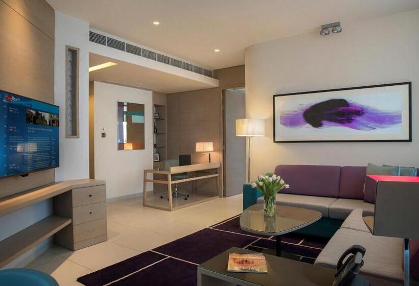 Люкс, Capital Centre Arjaan By Rotana