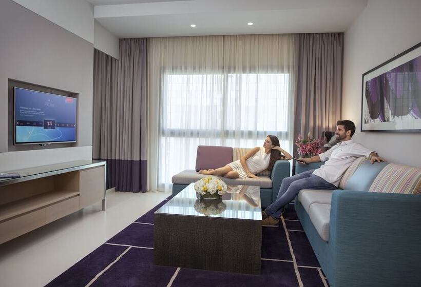 Люкс, Capital Centre Arjaan By Rotana