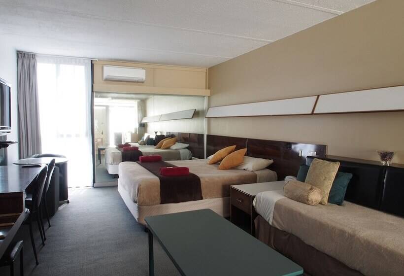Студия Классика, City Beach Motel