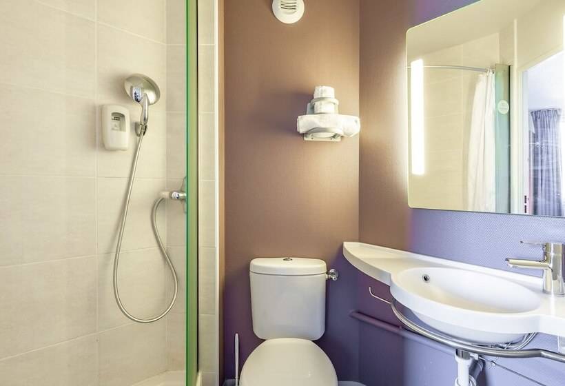 Четырехместный Номер Стандарт, B&b Hotel Toulon Ollioules