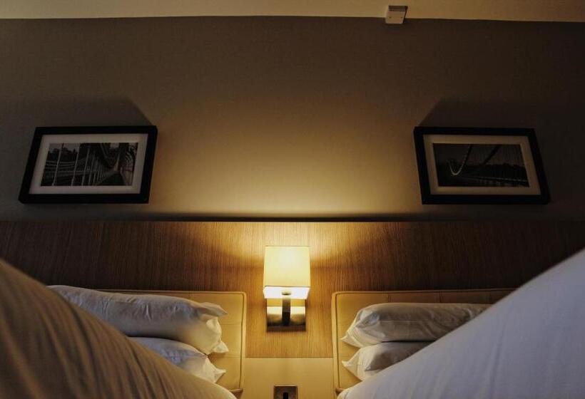 Номер Deluxe, Lancaster