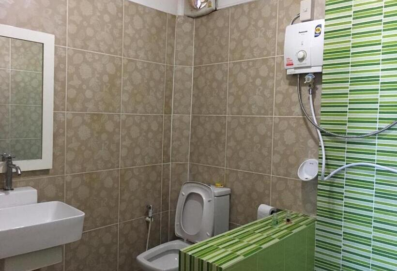 חדר משפחתי, Lanta Garden Home