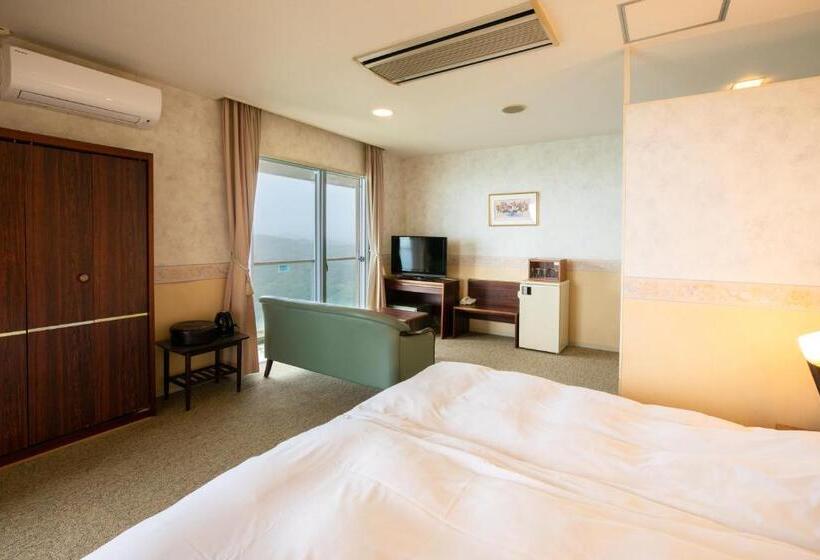 Номер Стандарт Вид на Море, Ijika Daiichi Hotel Kagura