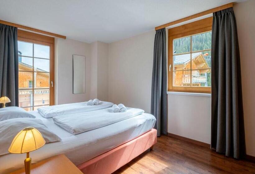 Апартаменты 3 Спальни, Landal Hochmontafon