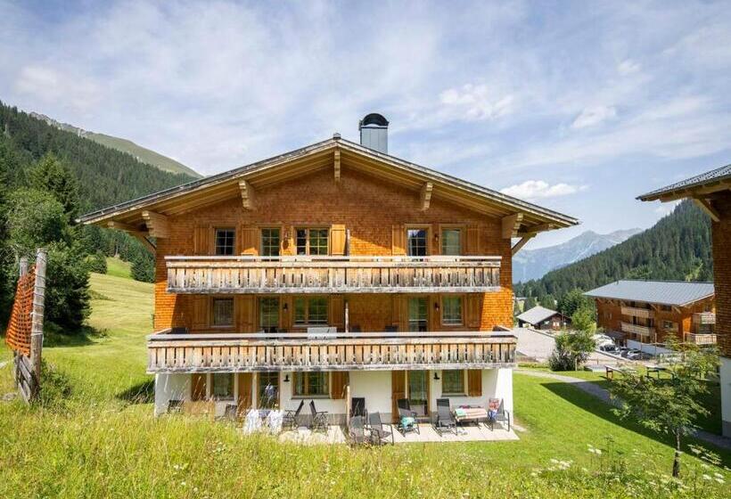 Апартаменты 3 Спальни, Landal Hochmontafon