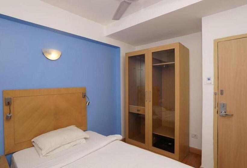 חדר דלוקס יחיד, Marina Inn Egmore Chennai