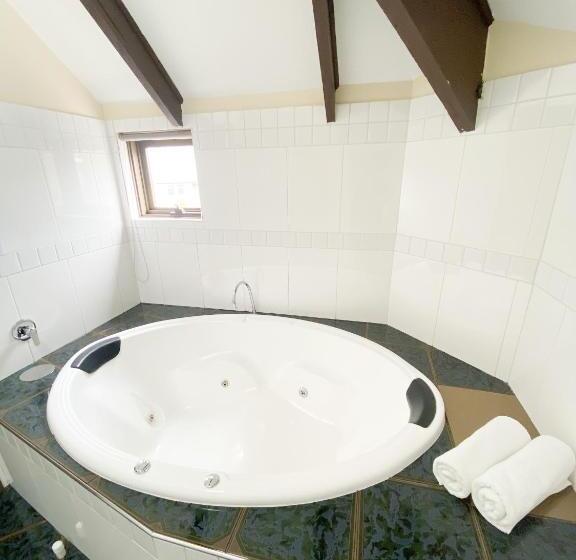Номер Стандарт, Hahndorf Motel