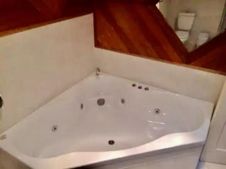 Дом 3 Спальни, Hahndorf Motel
