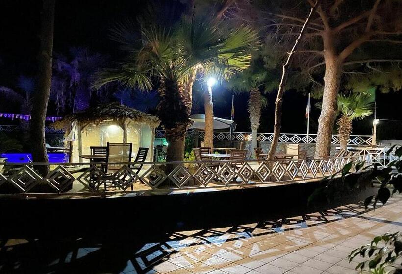 Economy Quadruple Room, Al Togo Fitness & Relax