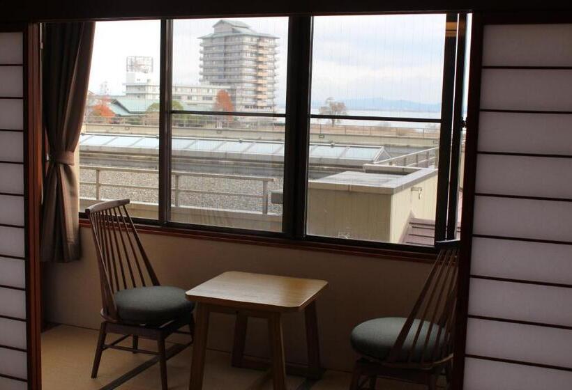 Номер Стандарт, Biwako Ryokusuitei