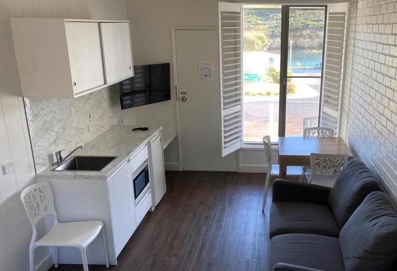 Семейный Номер Deluxe, Southern Ocean Motor Inn
