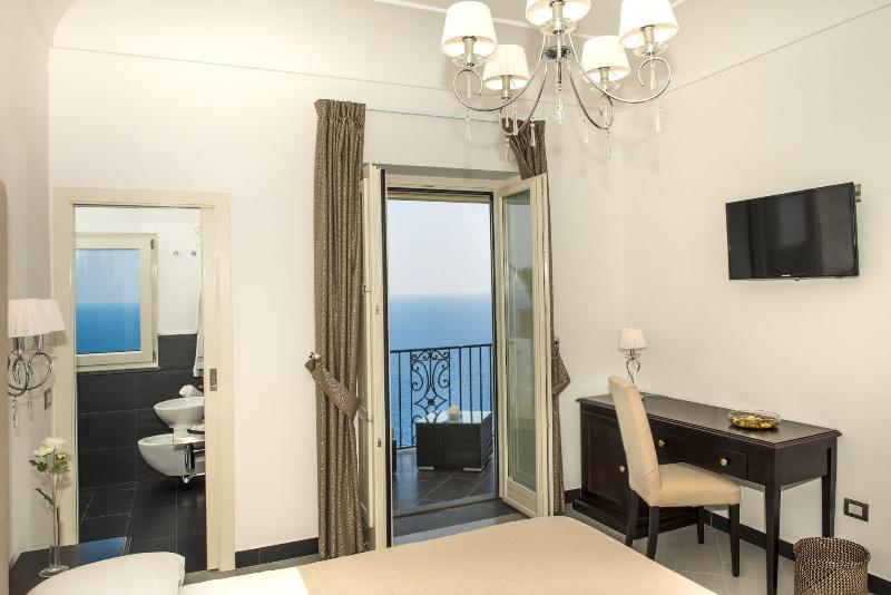 Номер Стандарт Вид на Море, Villa Gianlica