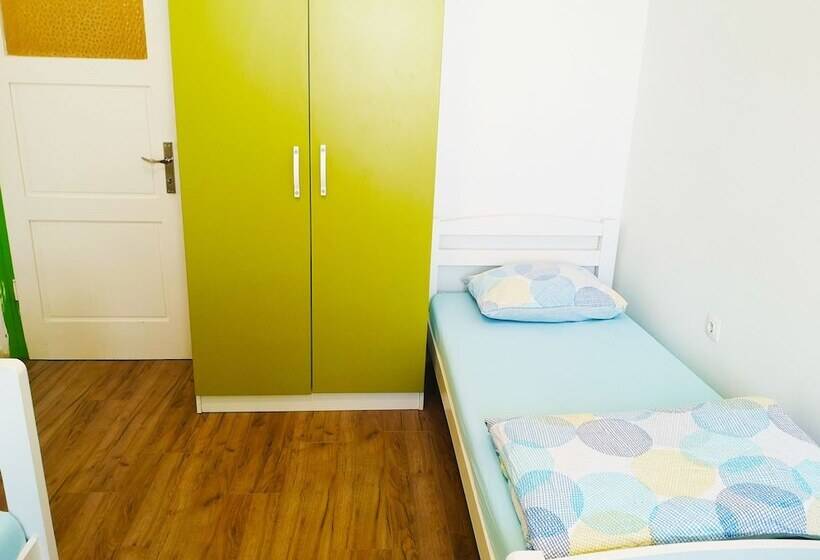 Номер Стандарт Совместная Ванная, Chillax Rooms