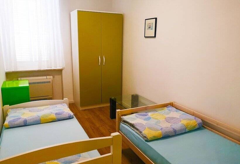 Номер Стандарт Совместная Ванная, Chillax Rooms