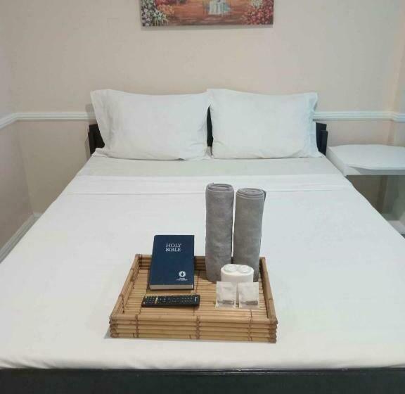 Номер Стандарт с Балконом, North Shores Inn