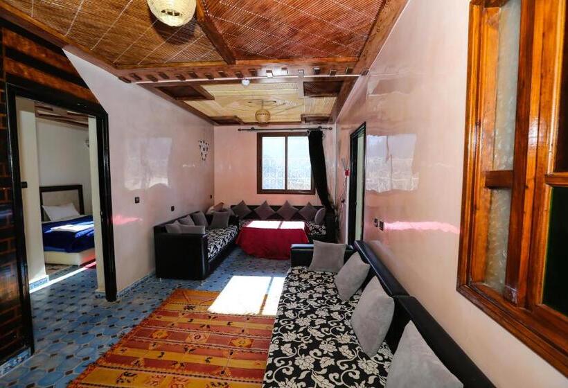 스탠다드 룸 산 전망, Kasbah Du Roches Armed