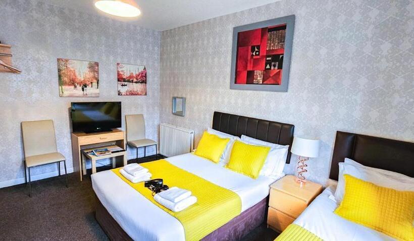 חדר סטנדרט לשלושה, Mystayinn Strathblane House