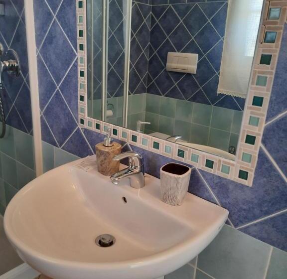 标准三人间, Agriturismo Orvile