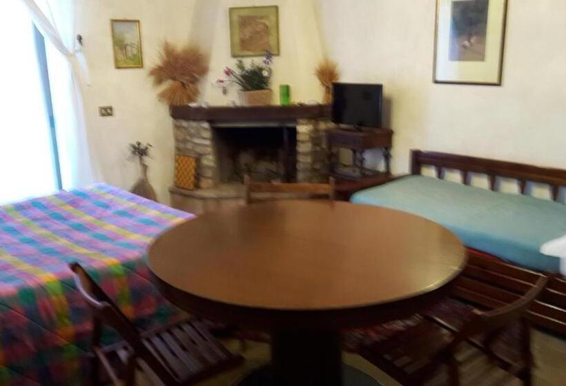 Апартаменты 1 Спальня, Casa Vacanze Le Corone