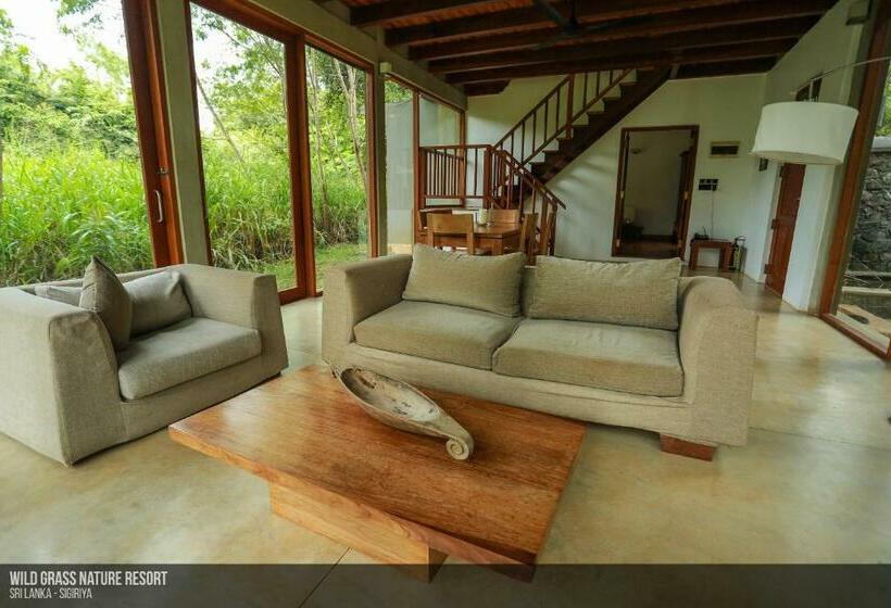 سوییت لوکس, Wild Grass Nature Resort