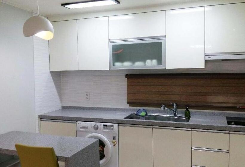 غرفة قياسية, Gaon Residence