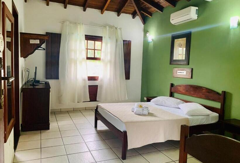Chambre Triple Supérieure, Brazish Pousada