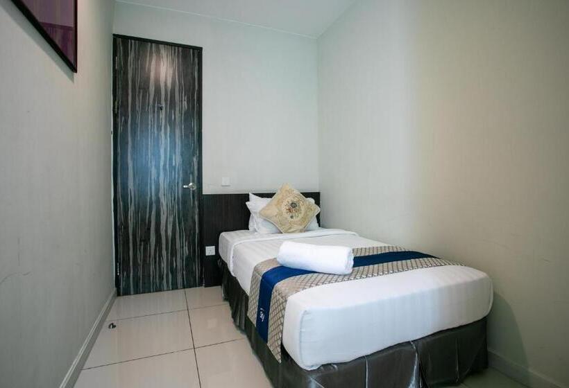 سوییت لوکس, Sky Hotel Kota Kinabalu