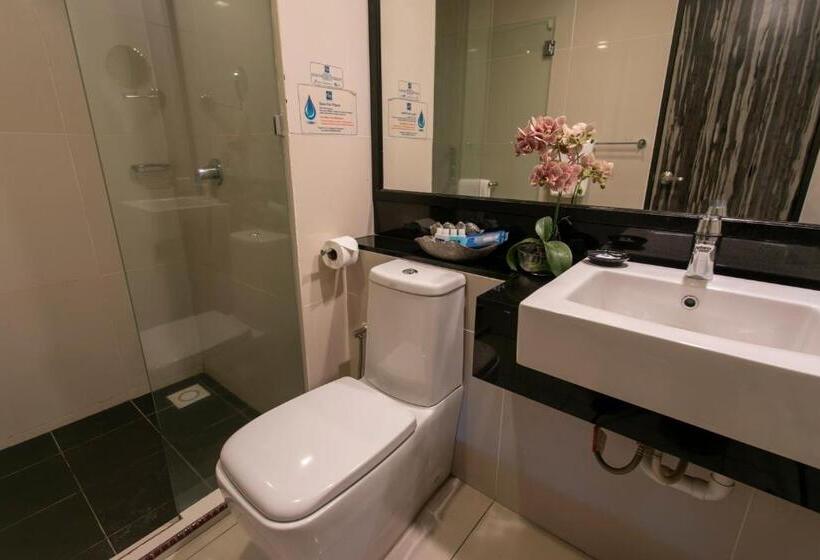 سوئیت پریمیوم, Sky Hotel Kota Kinabalu