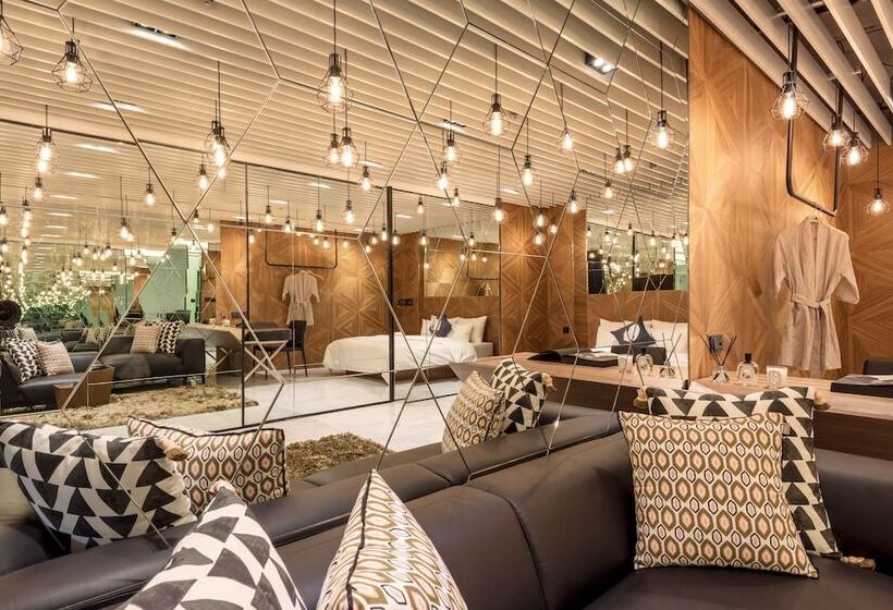 スイート, The Designers Dongdaemun