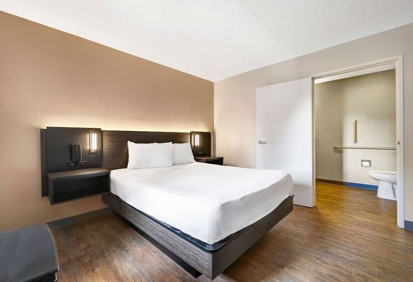 Номер Стандарт Адаптированный для Инвалидов, Motel 6kirkland, Wa  North Kirkland