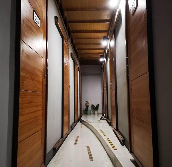 이코노미 룸, Leisure Hostel