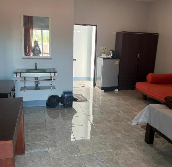 Номер Deluxe с Балконом, Nare Guest House