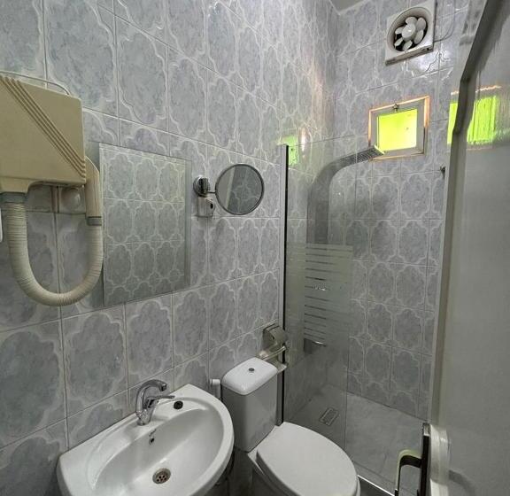 اتاق استاندارد, Petra Pass Hostel