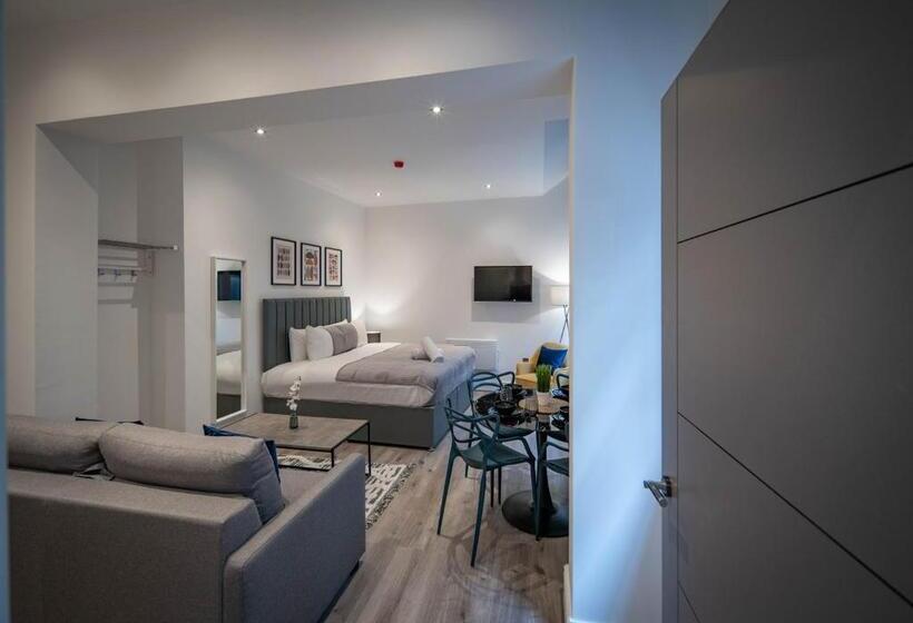 Standaard Studio, Dream Apartments Harrington Street Liverpool
