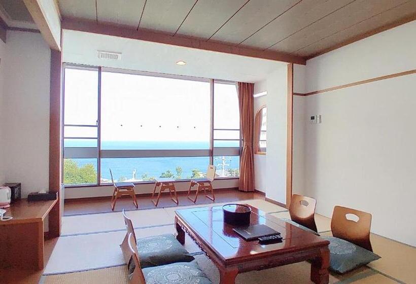 اتاق خانوادگی با چشم‌انداز جانبی دریا, Esperanza Resort Atami エスペランサリゾート熱海
