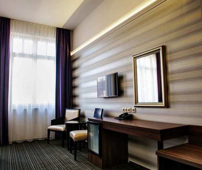 Номер Superior, Grand Hotel Glorius Makó