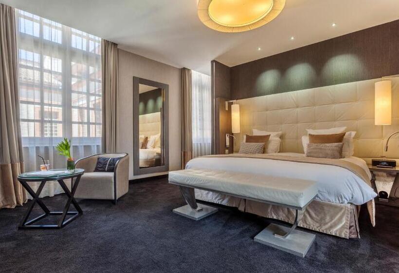 سوئیت جونیور با تخت بزرگ, La Cour Des Consuls Hotel And Spa Toulouse   Mgallery