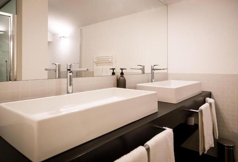 Family Suite, Mirtillo Rosso Family