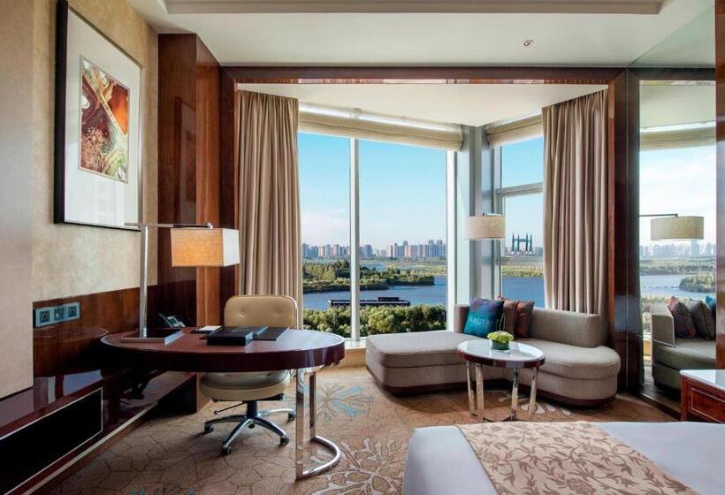 이그제큐티브 룸 킹사이즈 침대, Jw Marriott Hotel Harbin River North
