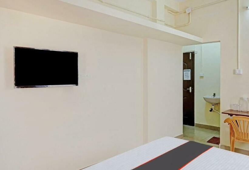 Трехместный Номер Deluxe, Collection O Orchid Residency Medavakkam