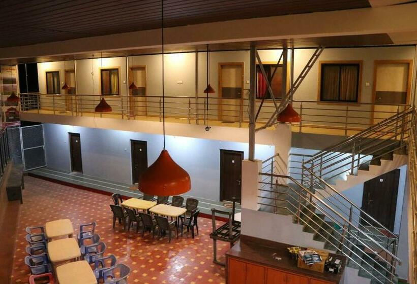 Номер Deluxe, Param Hotel And Restaurant