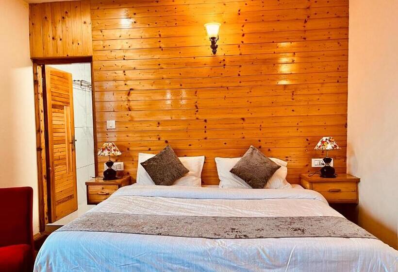 Номер Deluxe, Kartik Cottage, Manali   A Blissful View From Entire Cottage